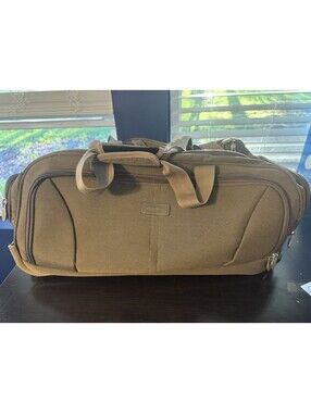 Green Eddie Bauer Expedition Rolling Hard Bottom Duffel Bag Suitcase with Wheels